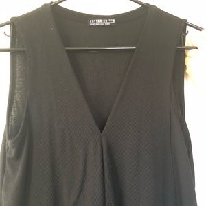 5 FOR $30 DEAL // Asymmetric flowy blouse